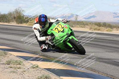 media/Nov-16-2025-Race Pace (Sun) [[8c5fa54630]]/Verified Riders/4-Turn 3 Inside (1050am)/